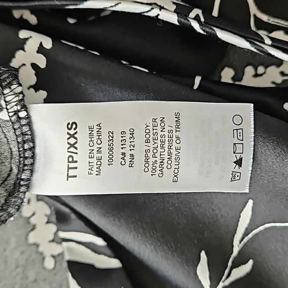 Dynamite Tie-Front Crop Satin Blouse, Size XXS - Picture 5 of 7